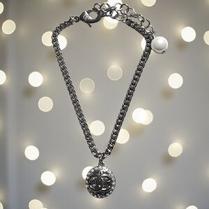 Silver Halo Medallion Charm Bracelet